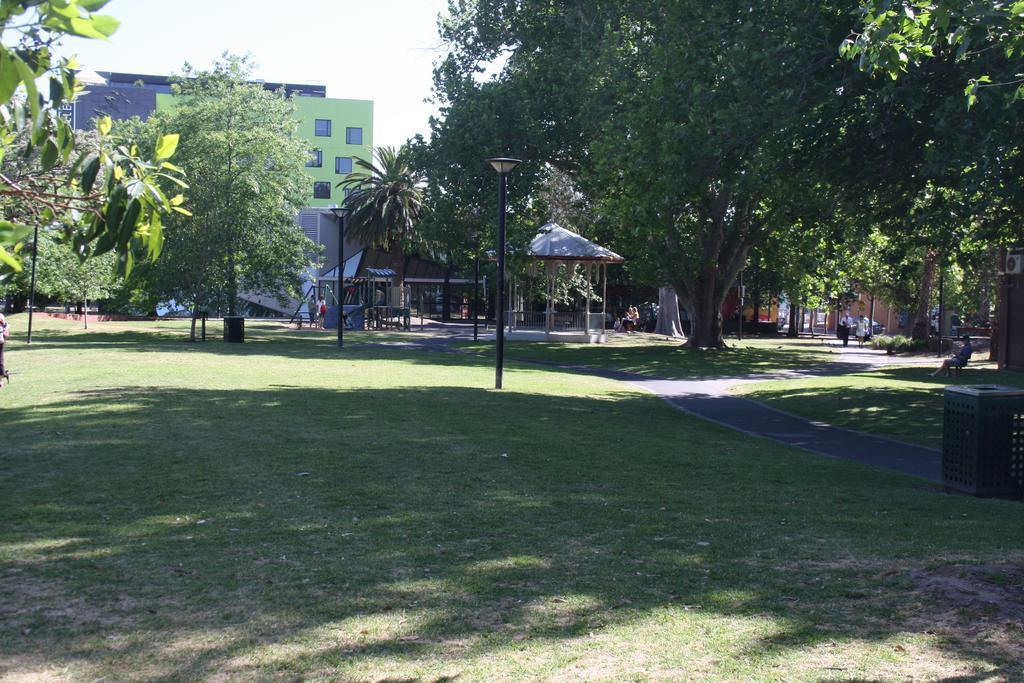 Akom Prahran Melbourne Bagian luar foto